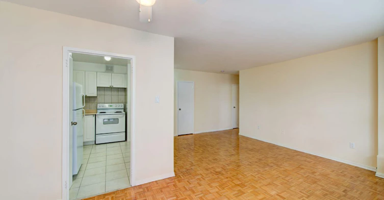 02G-95 Redpath Avenue, Toronto, ON, M4S 2K1 - 18
