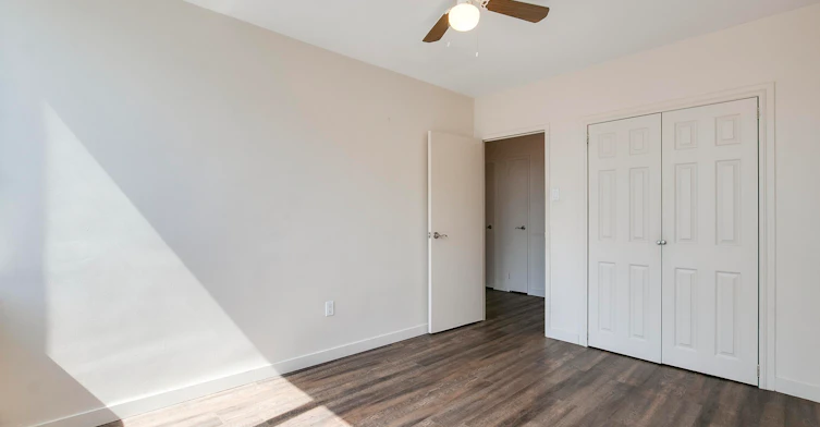 02G-95 Redpath Avenue, Toronto, ON, M4S 2K1 - 14