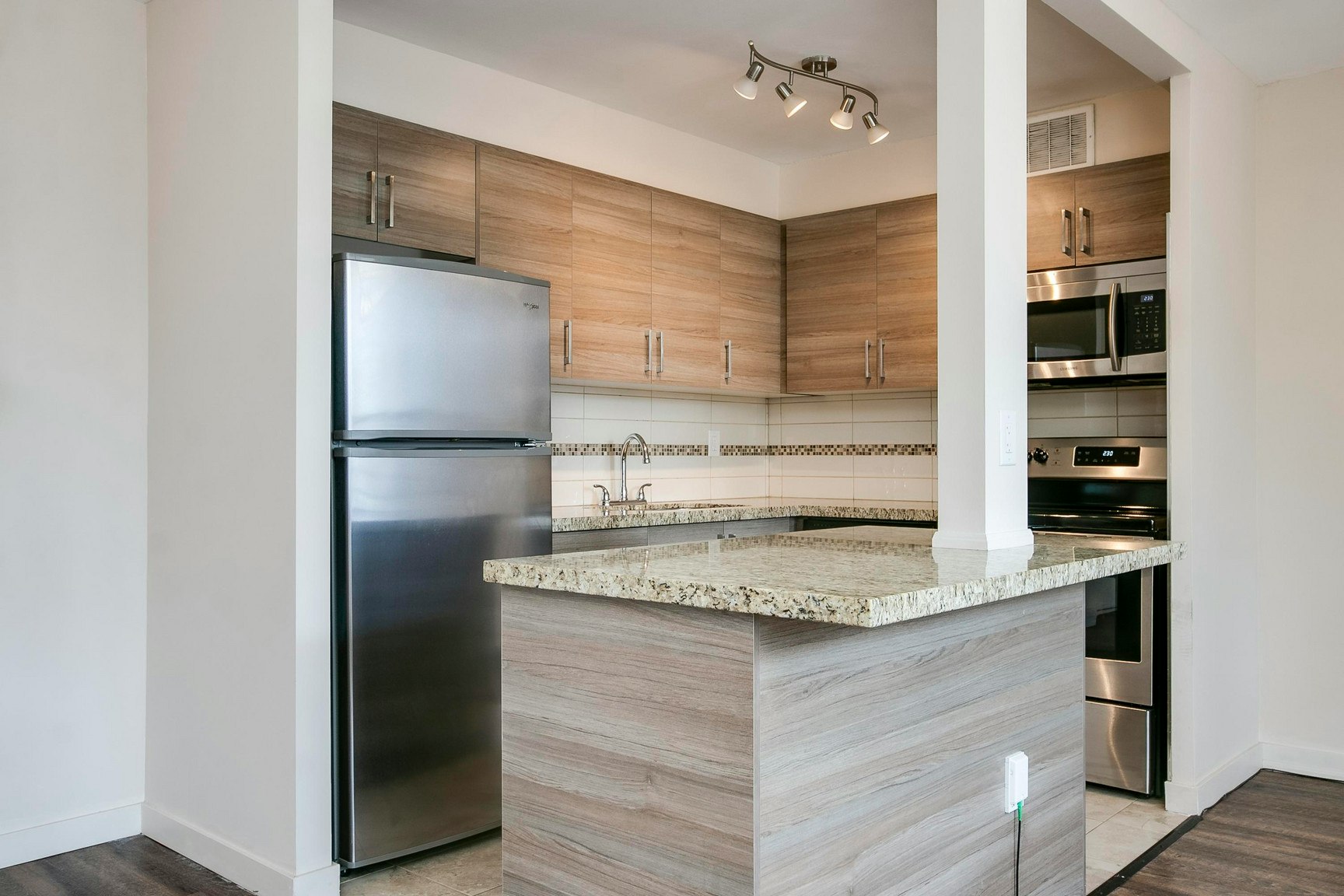 05B-95 Redpath Avenue, Toronto, ON, M4S 2K1 - 8