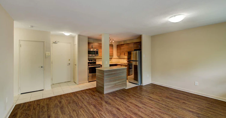 0201-31 Park Boulevard, Toronto, ON, M8W 1G5 - 9