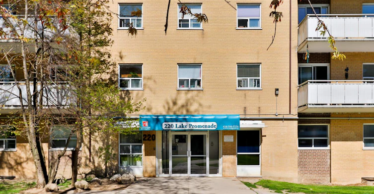 0106-220 Lake Promenade, Toronto, ON, M8W 1A9 - 11