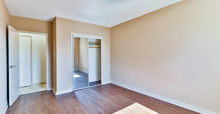 0508-220 Lake Promenade, Toronto, ON, M8W 1A9 - 21