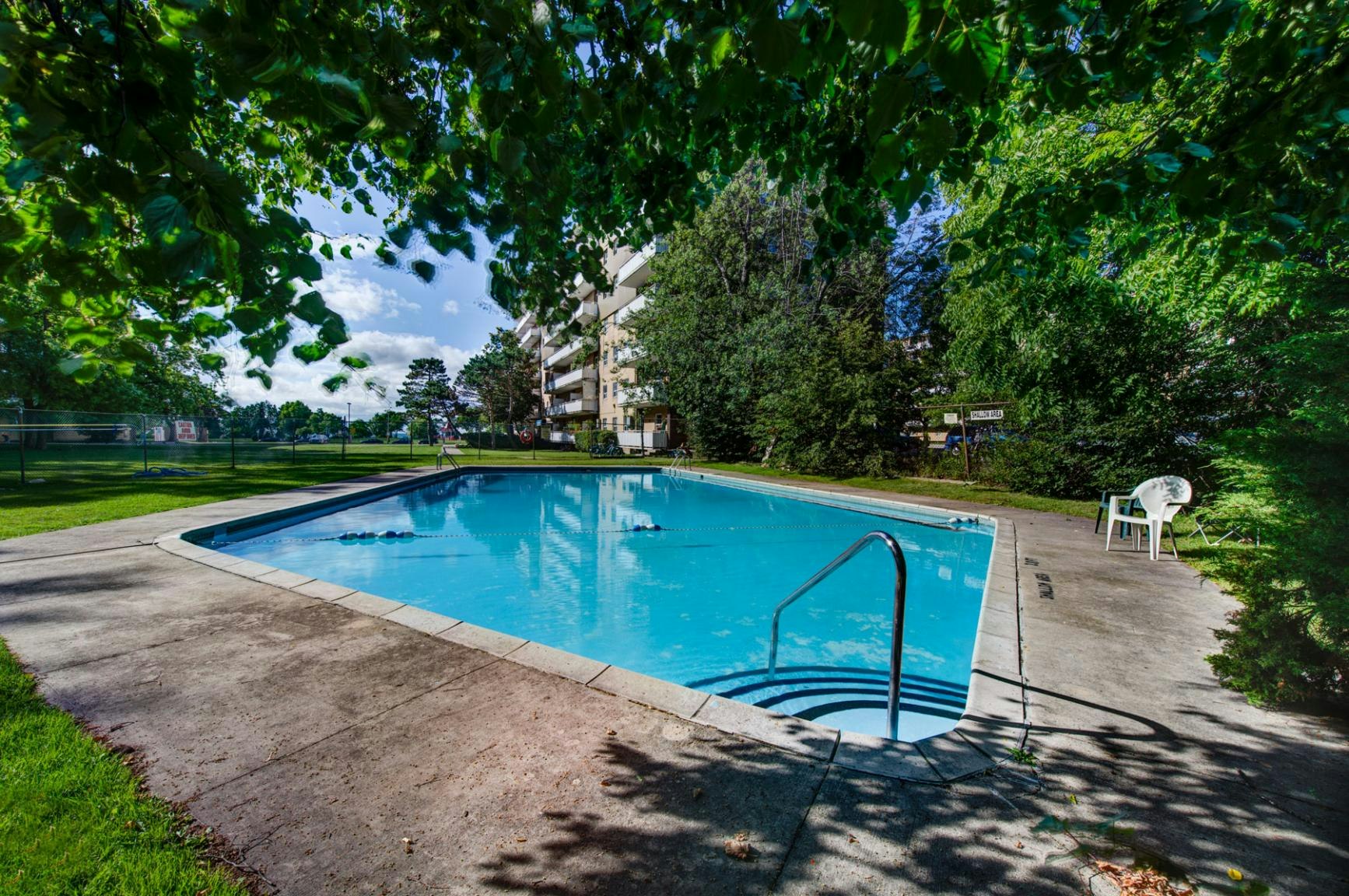 220 Lake Promenade, Toronto, ON, M8W 1A9 - 14