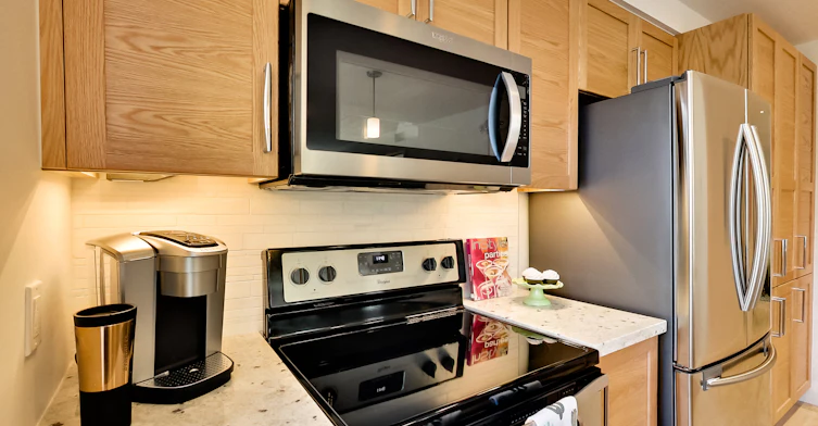 0105-42 Glen Elm Avenue, Toronto, ON, M4T 1T7 - 75