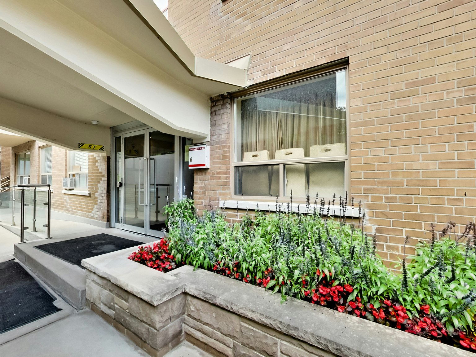 0204-42 Glen Elm Avenue, Toronto, ON, M4T 1T7 - 10