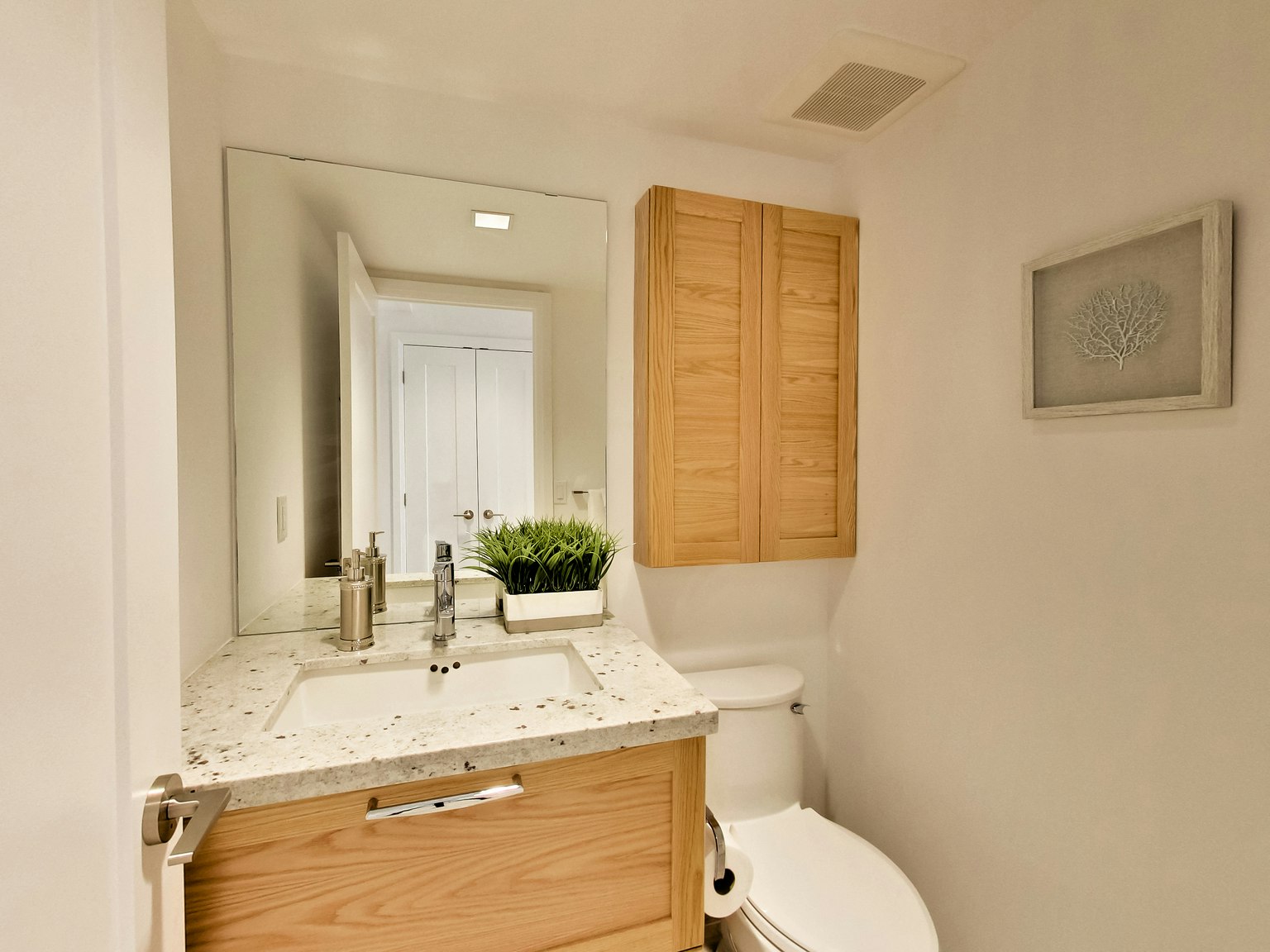 0204-42 Glen Elm Avenue, Toronto, ON, M4T 1T7 - 85
