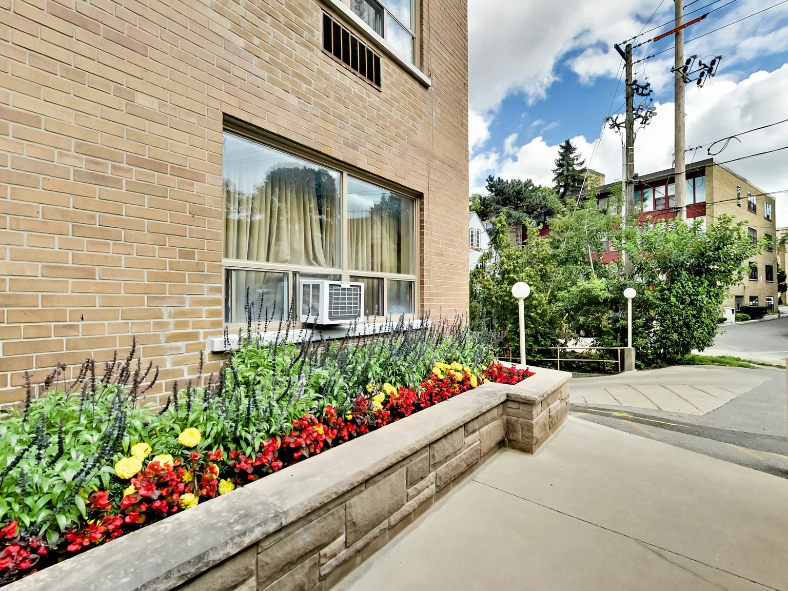 0204-42 Glen Elm Avenue, Toronto, ON, M4T 1T7 - 4