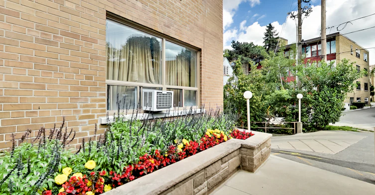 0204-42 Glen Elm Avenue, Toronto, ON, M4T 1T7 - 4