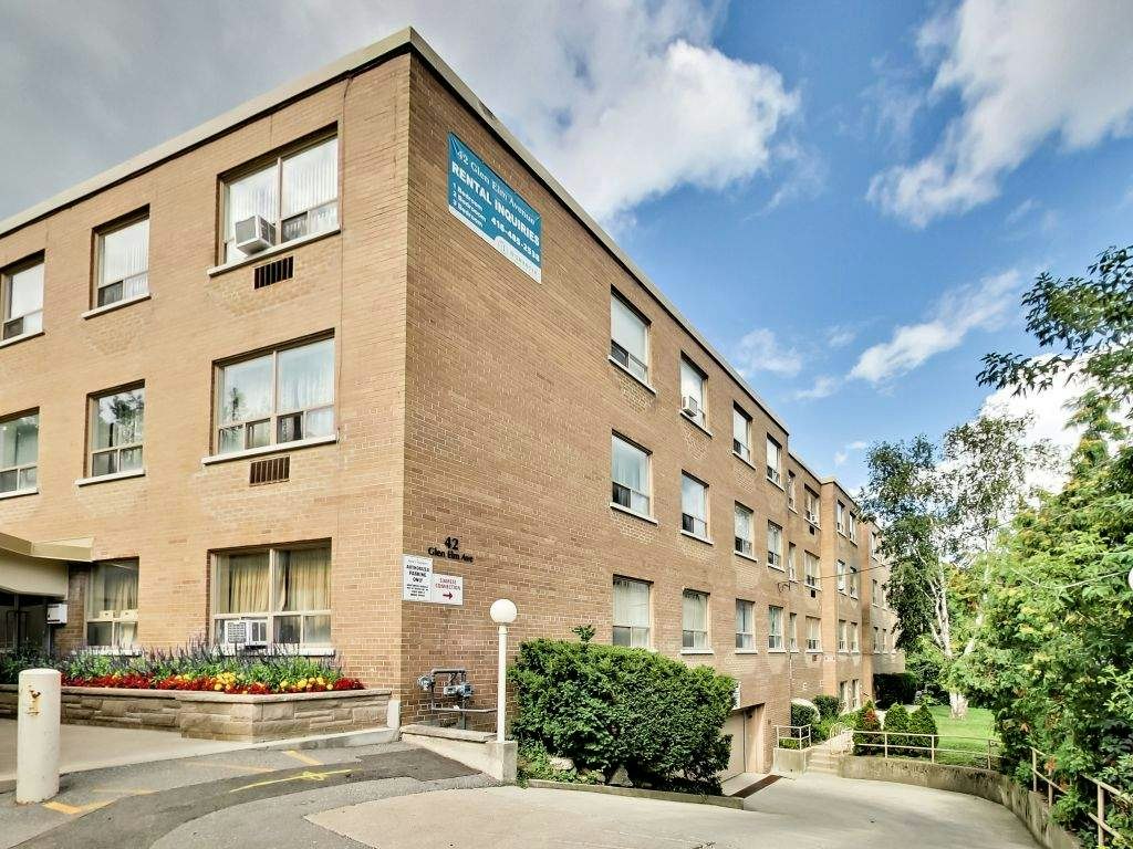 0204-42 Glen Elm Avenue, Toronto, ON, M4T 1T7 - 2
