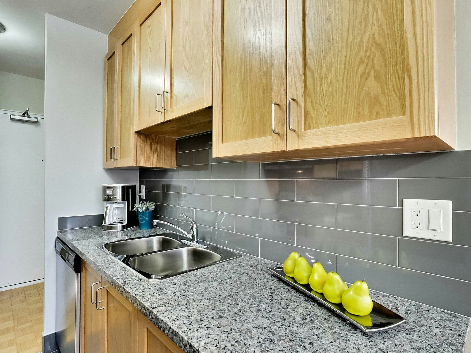 0204-42 Glen Elm Avenue, Toronto, ON, M4T 1T7 - 27