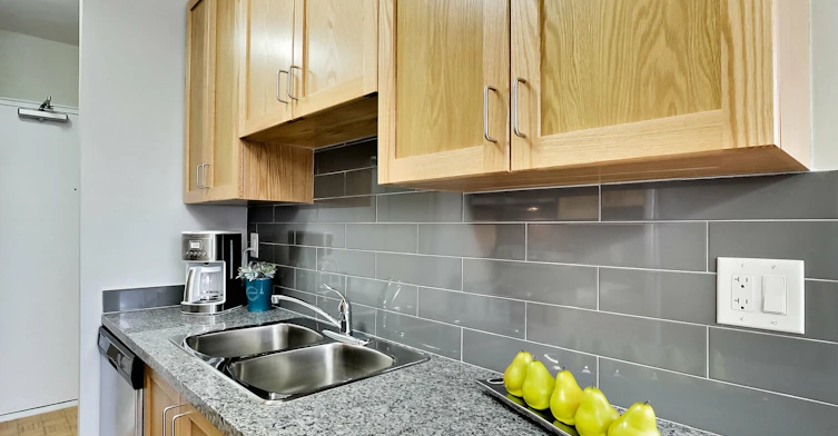 0204-42 Glen Elm Avenue, Toronto, ON, M4T 1T7 - 27