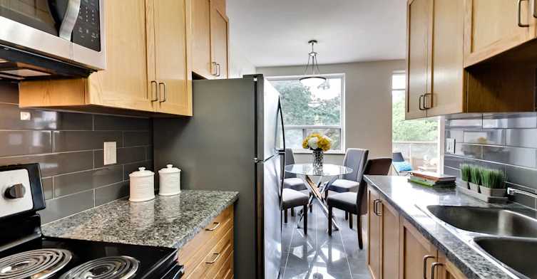 0204-42 Glen Elm Avenue, Toronto, ON, M4T 1T7 - 48