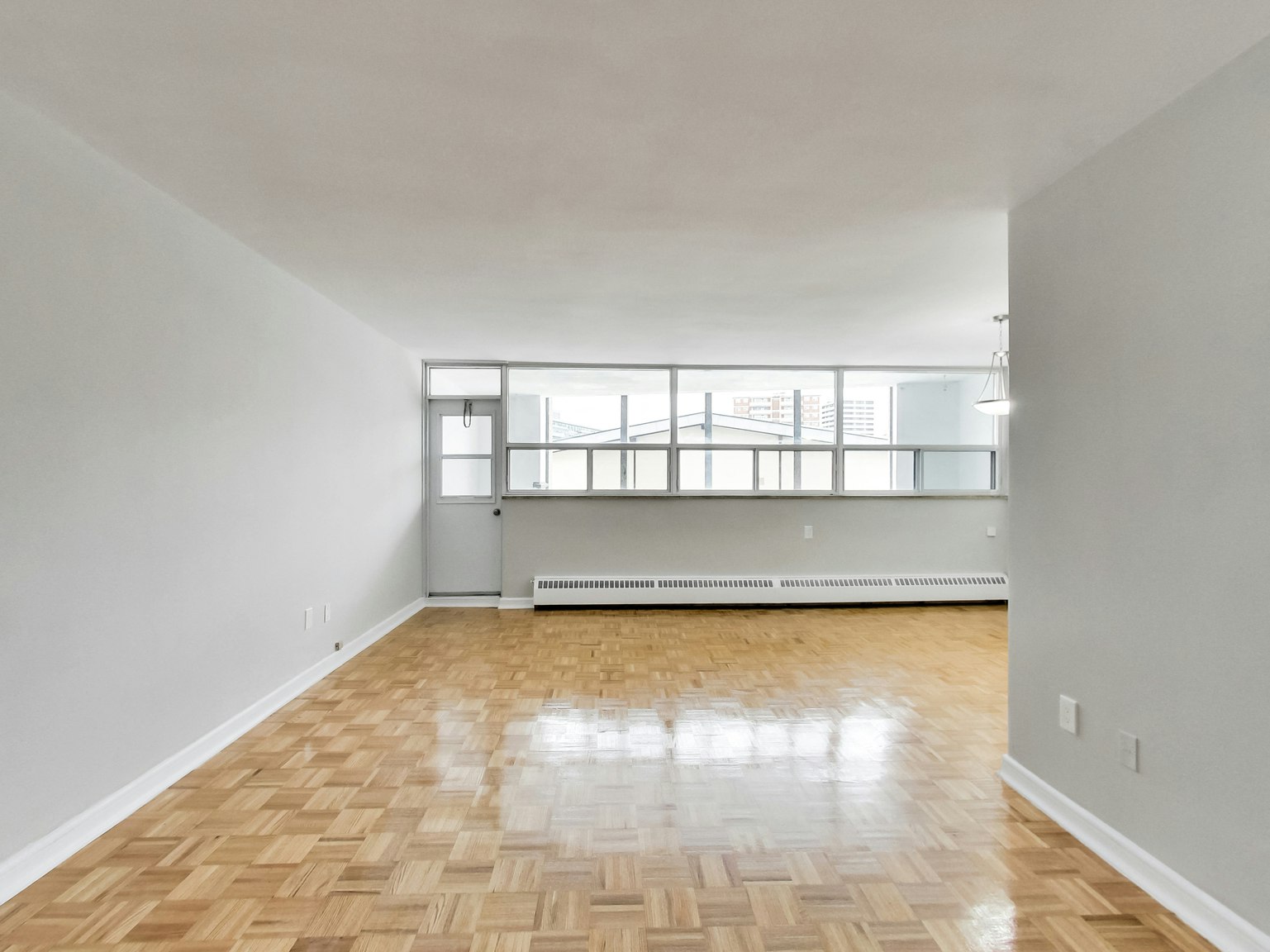0303-6000 Bathurst Street, Toronto, ON, M2R 1Z2 - 85