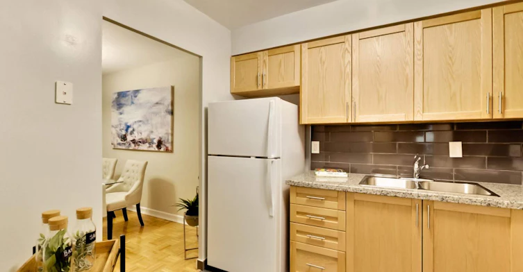 0303-6000 Bathurst Street, Toronto, ON, M2R 1Z2 - 13