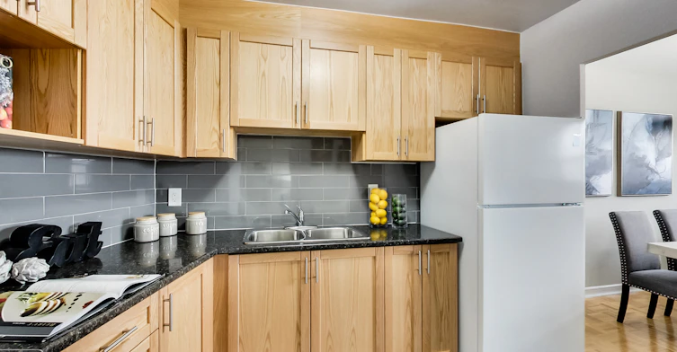 0303-6000 Bathurst Street, Toronto, ON, M2R 1Z2 - 44