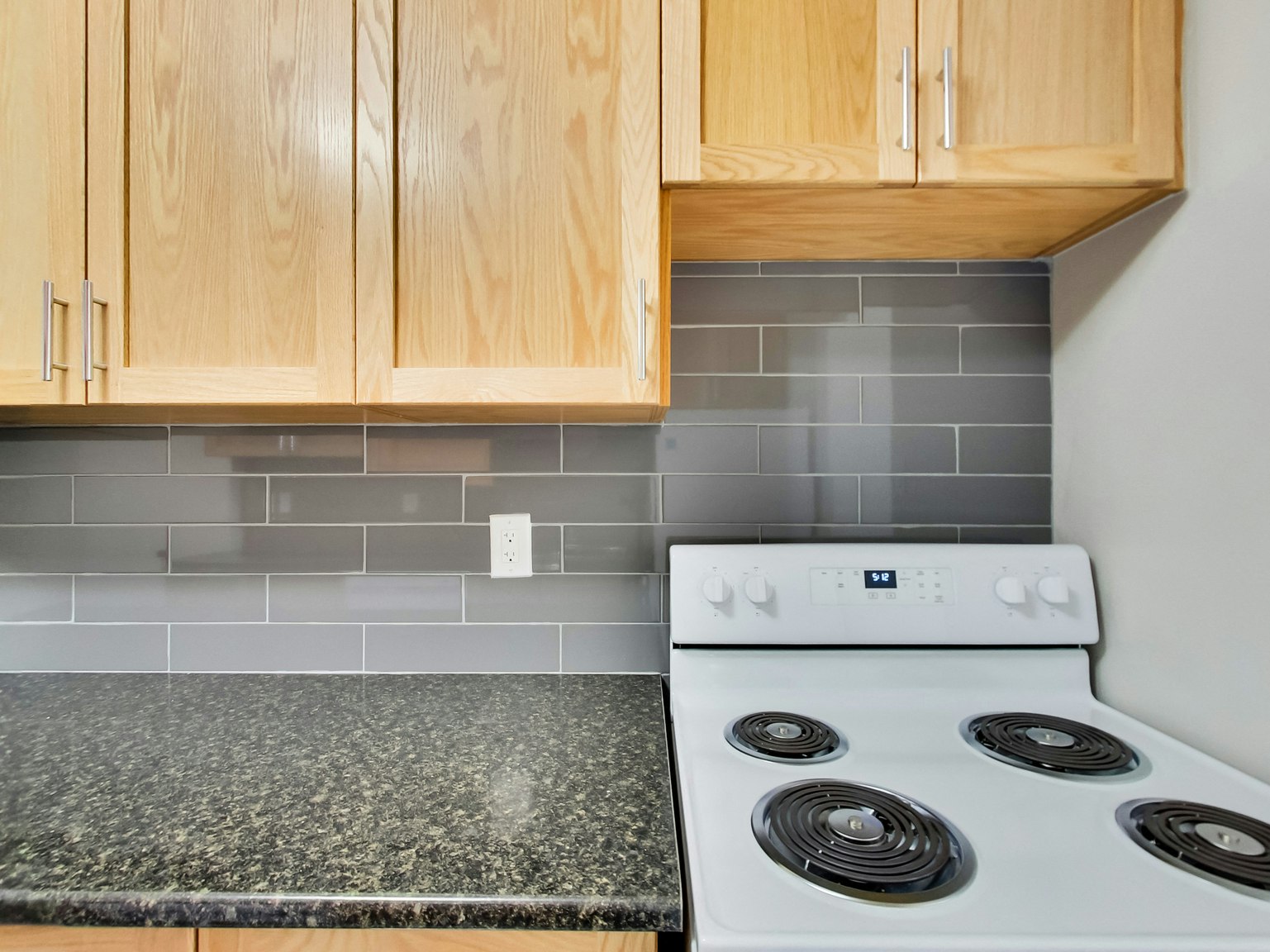 0303-6000 Bathurst Street, Toronto, ON, M2R 1Z2 - 75