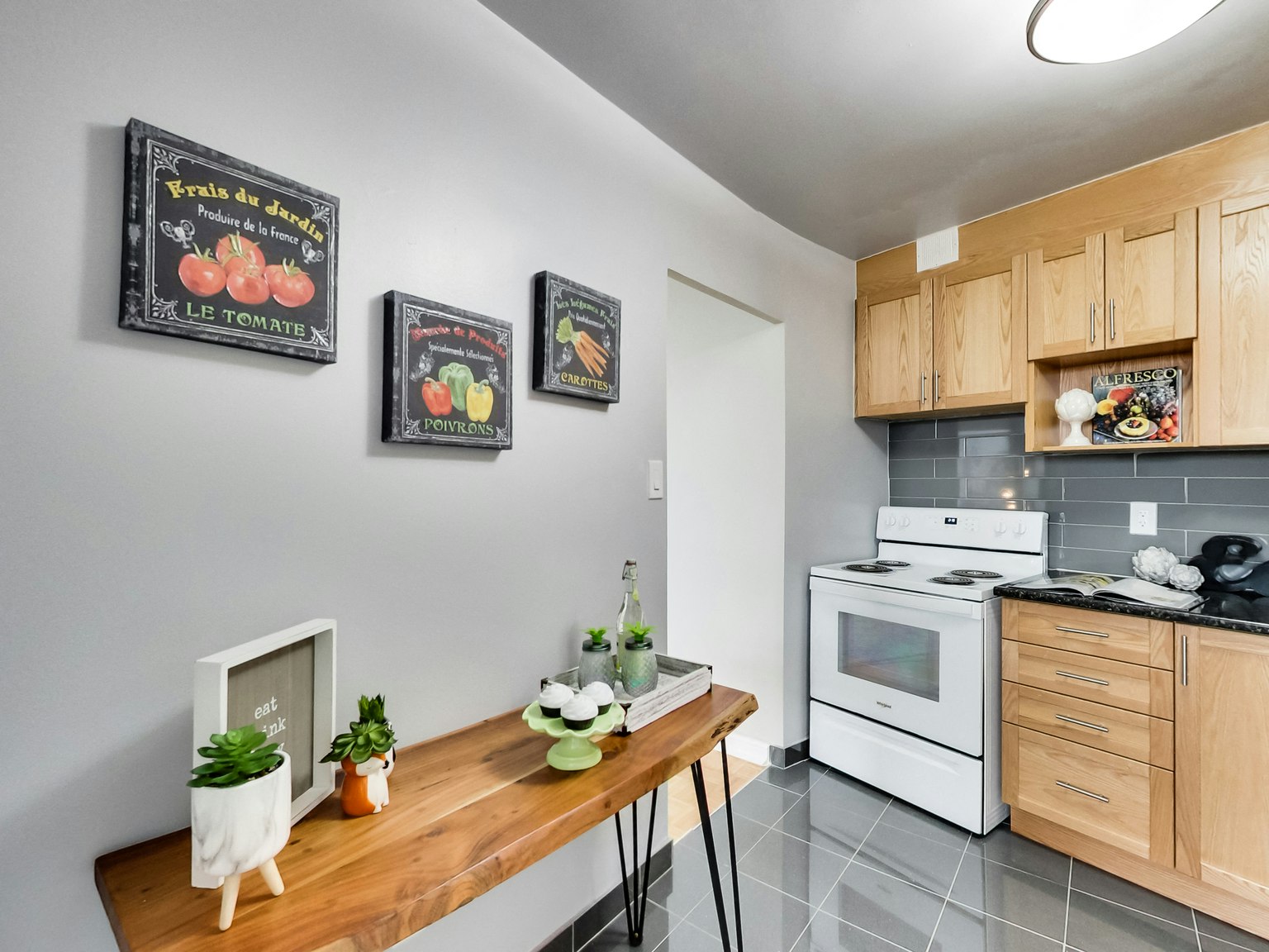 0303-6000 Bathurst Street, Toronto, ON, M2R 1Z2 - 34