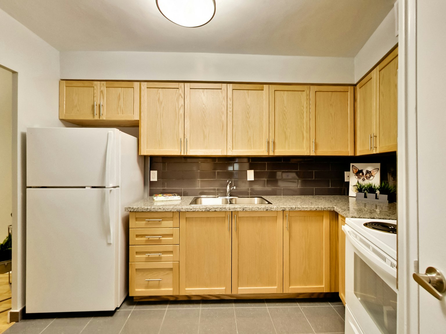 0303-6000 Bathurst Street, Toronto, ON, M2R 1Z2 - 24