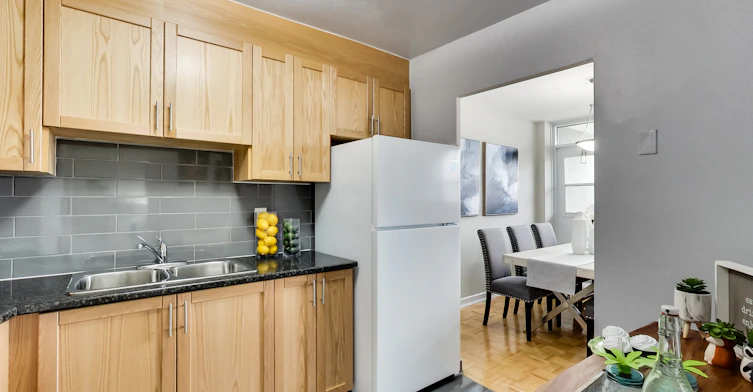 1103-6000 Bathurst Street, Toronto, ON, M2R 1Z2 - 45