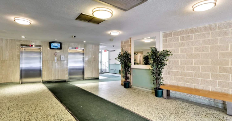 1103-6000 Bathurst Street, Toronto, ON, M2R 1Z2 - 4