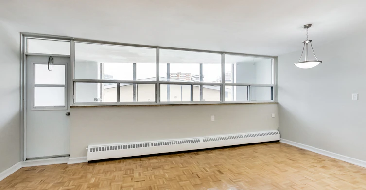 1101-6000 Bathurst Street, Toronto, ON, M2R 1Z2 - 90