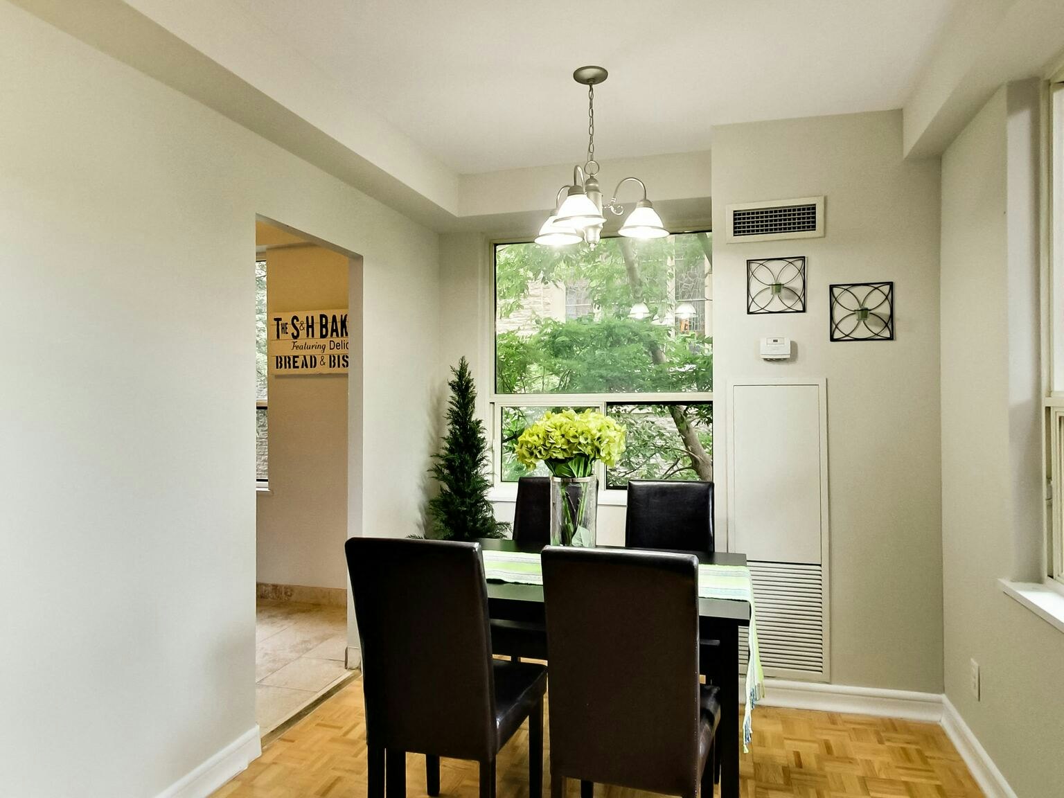 0003-3000 Yonge Street, Toronto, ON, M4N 2K5 - 56