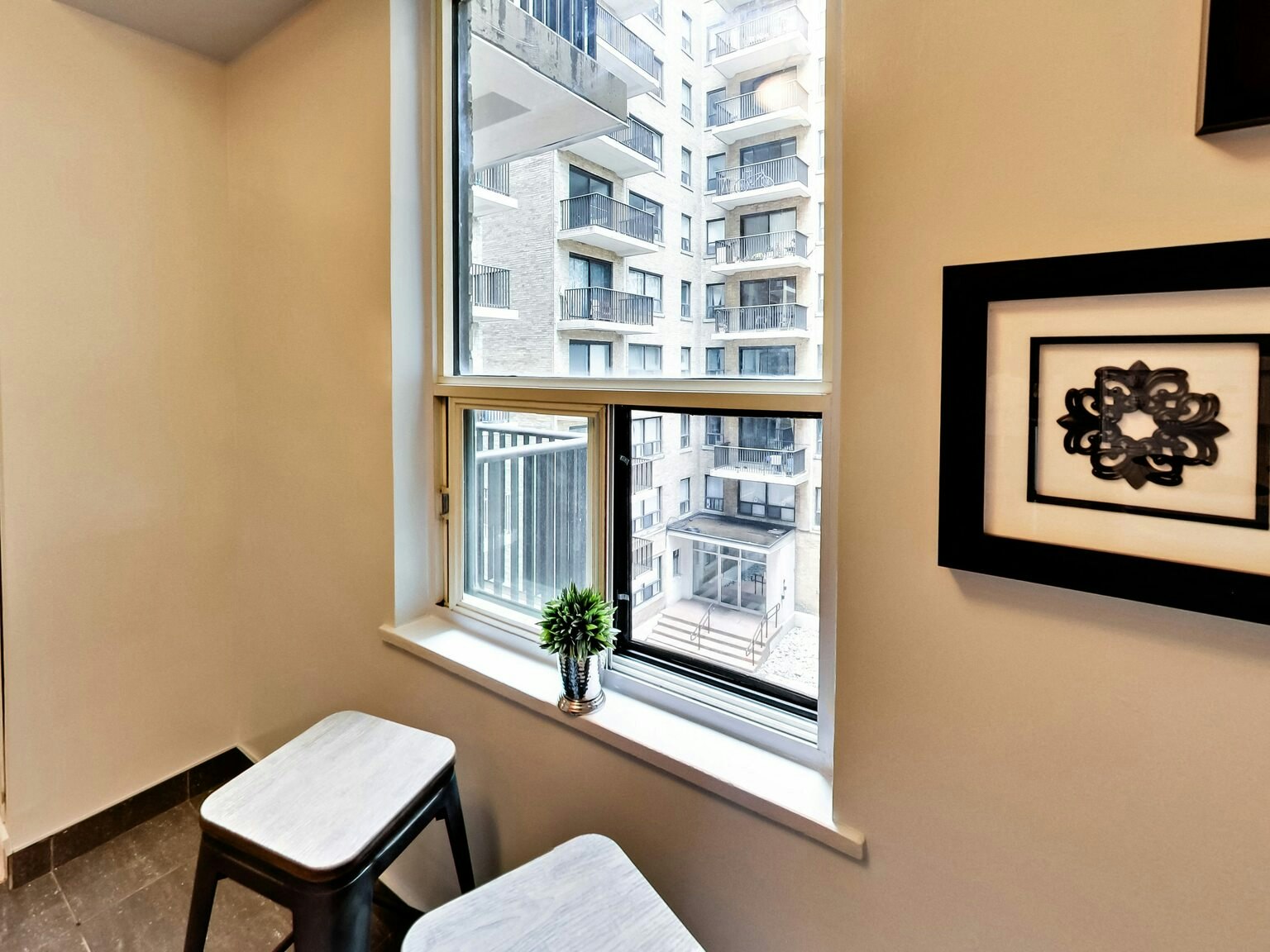 0003-3000 Yonge Street, Toronto, ON, M4N 2K5 - 20