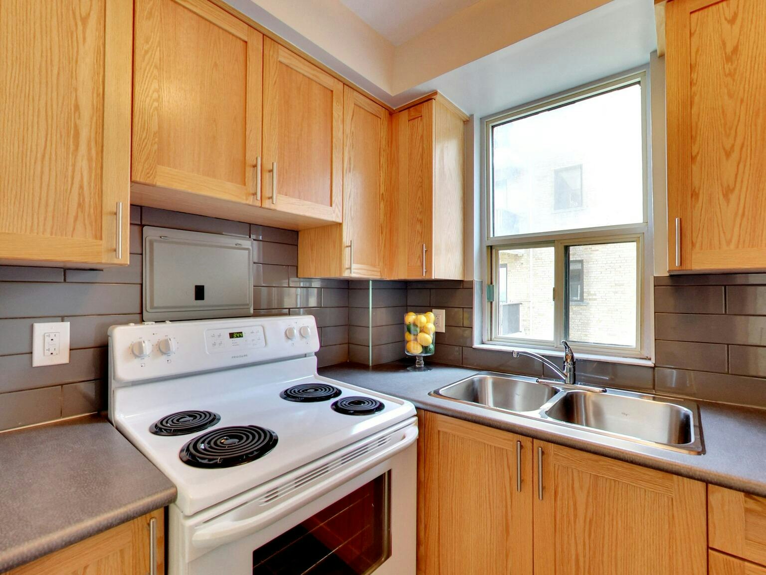 0809-3000 Yonge Street, Toronto, ON, M4N 2K5 - 62