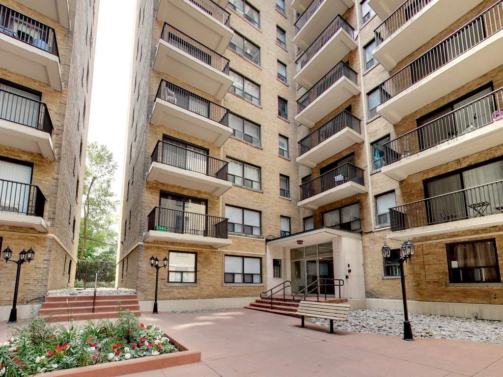 0809-3000 Yonge Street, Toronto, ON, M4N 2K5 - 3