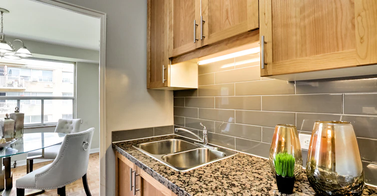 0412-11 Elm Avenue, Toronto, ON, M4W 1N1 - 32