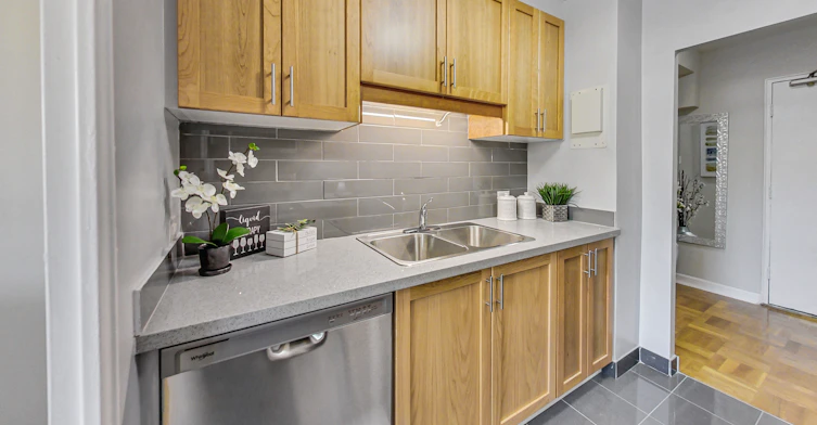 0321-11 Elm Avenue, Toronto, ON, M4W 1N1 - 50