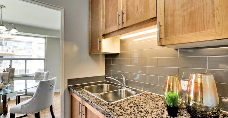 0321-11 Elm Avenue, Toronto, ON, M4W 1N1 - 9