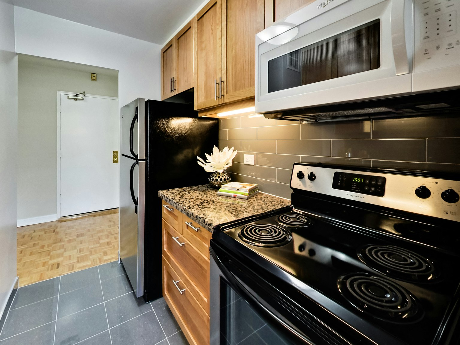 0321-11 Elm Avenue, Toronto, ON, M4W 1N1 - 39