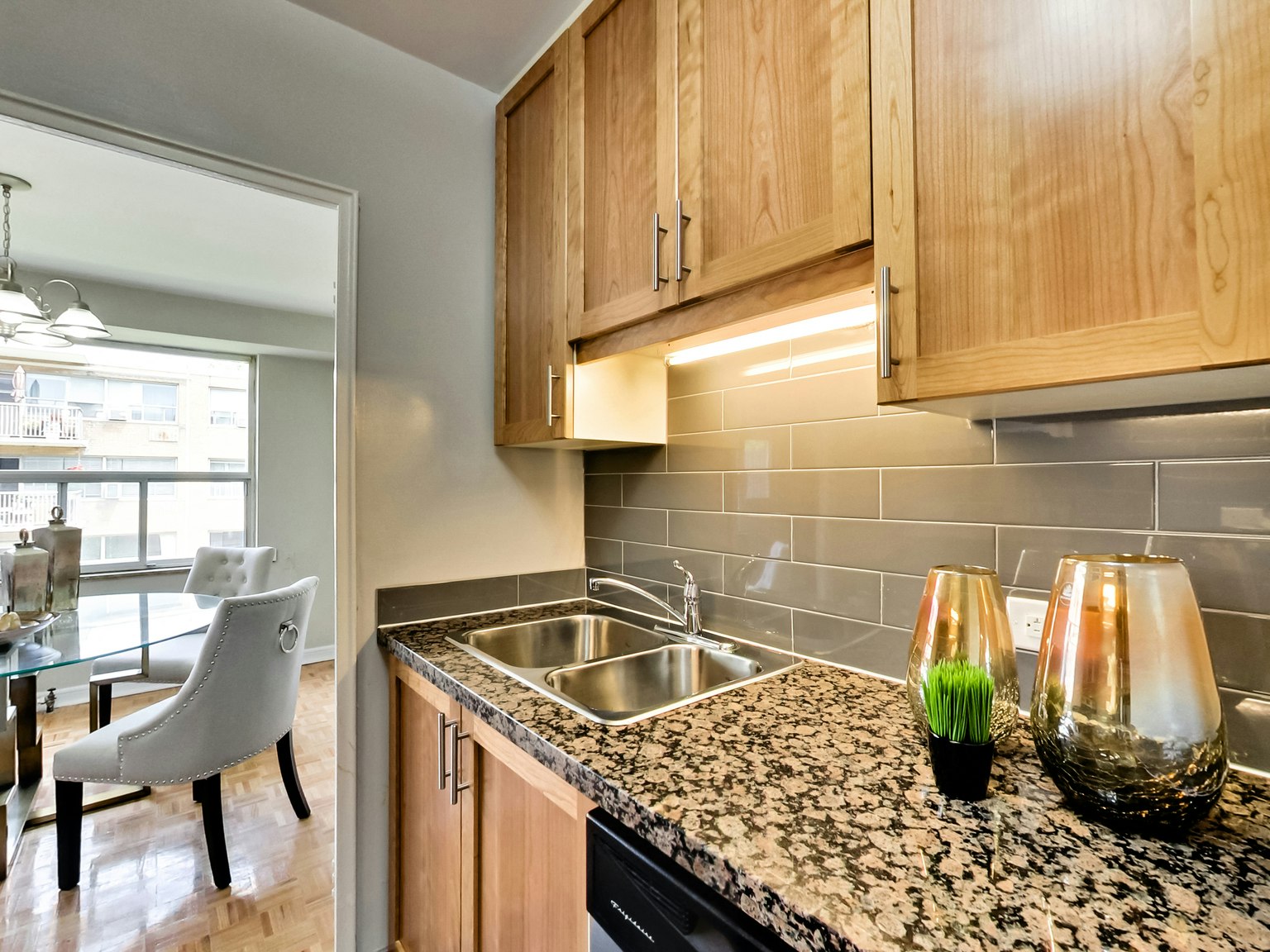 0321-11 Elm Avenue, Toronto, ON, M4W 1N1 - 32