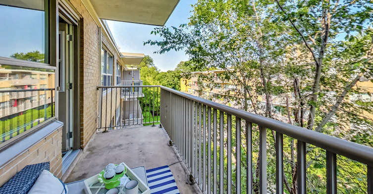 0119-11 Elm Avenue, Toronto, ON, M4W 1N1 - 49