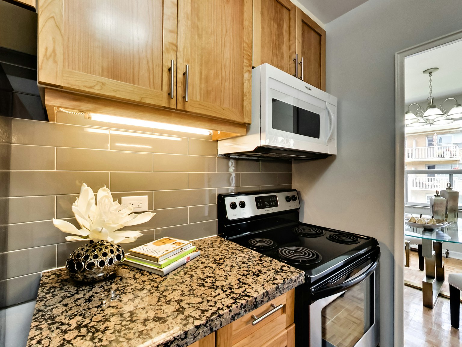 0119-11 Elm Avenue, Toronto, ON, M4W 1N1 - 33