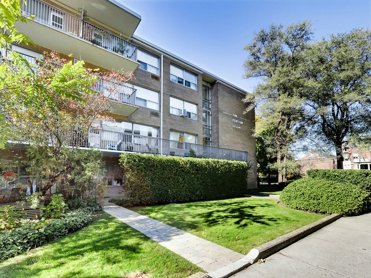 0119-11 Elm Avenue, Toronto, ON, M4W 1N1 - 6
