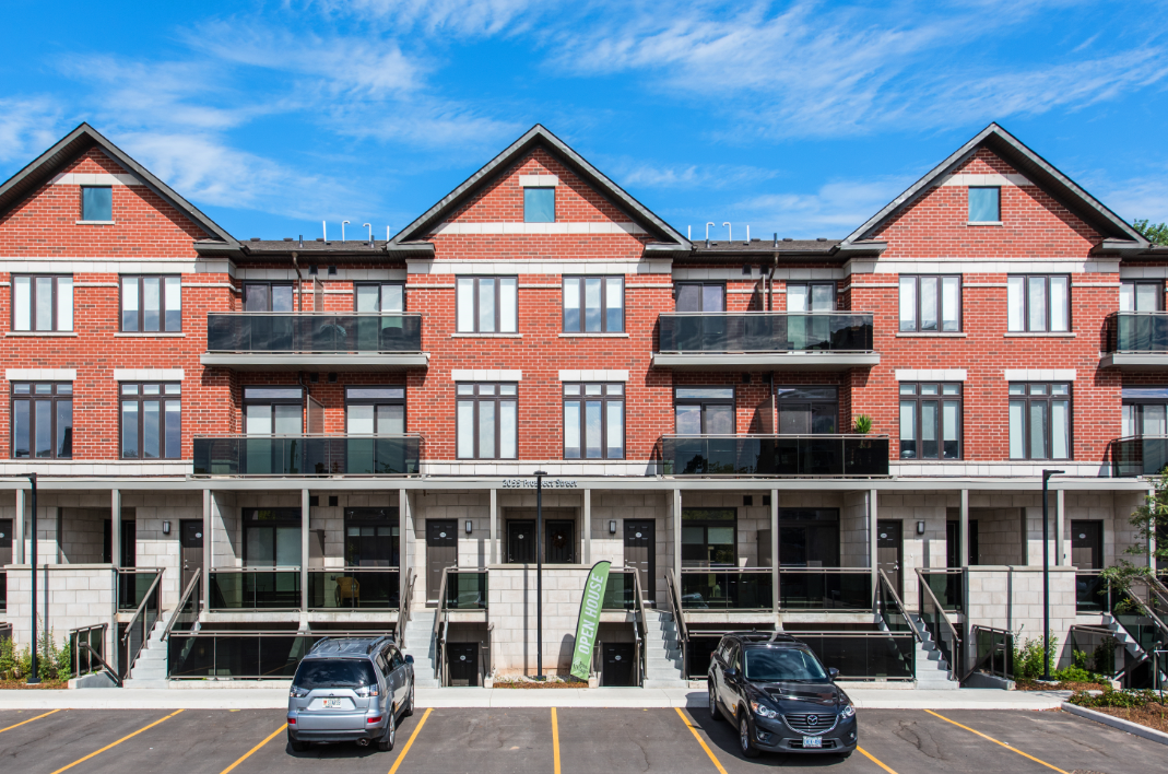 2061-211-2051 Prospect Street, Burlington, ON, L7R 1Z3 - 2