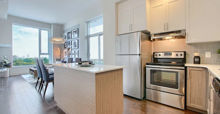 812-460 St Laurent Boulevard, Ottawa, ON, K1K 4Z2 - 11