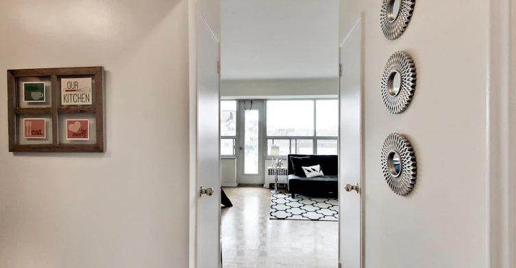 0205-23 Lascelles Boulevard, Toronto, ON, M4V 2B9 - 30