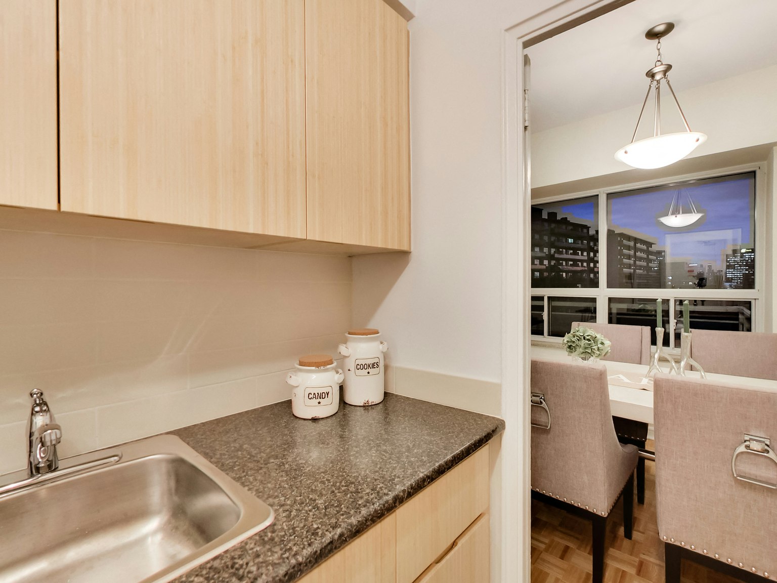 0205-23 Lascelles Boulevard, Toronto, ON, M4V 2B9 - 93