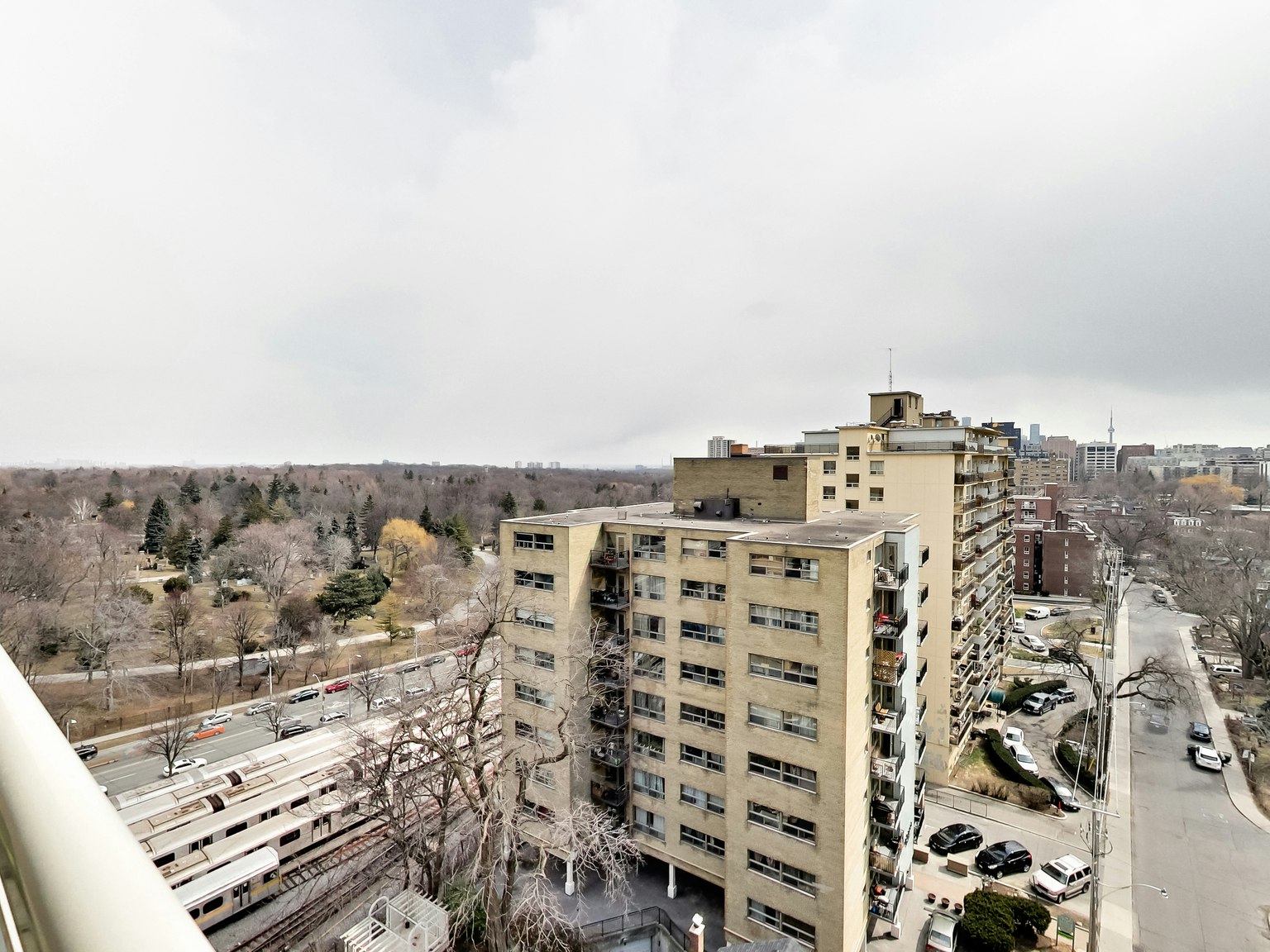 0205-23 Lascelles Boulevard, Toronto, ON, M4V 2B9 - 2