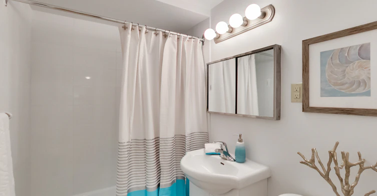 0404-23 Lascelles Boulevard, Toronto, ON, M4V 2B9 - 101