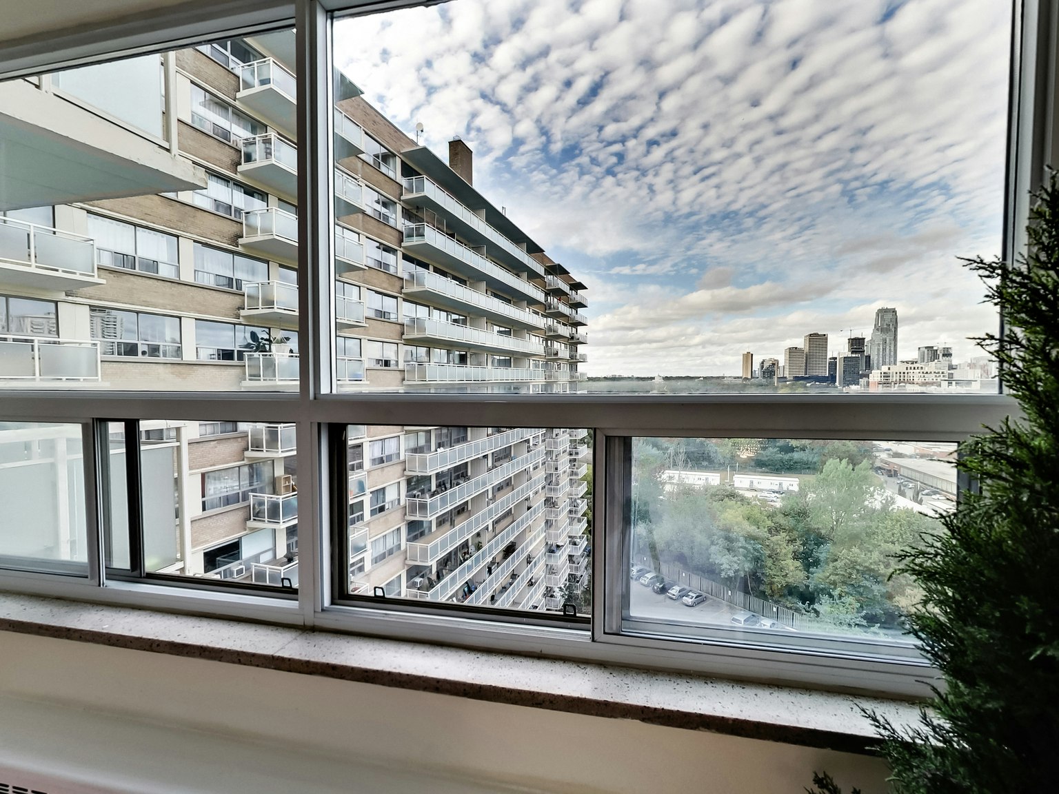 0404-23 Lascelles Boulevard, Toronto, ON, M4V 2B9 - 57