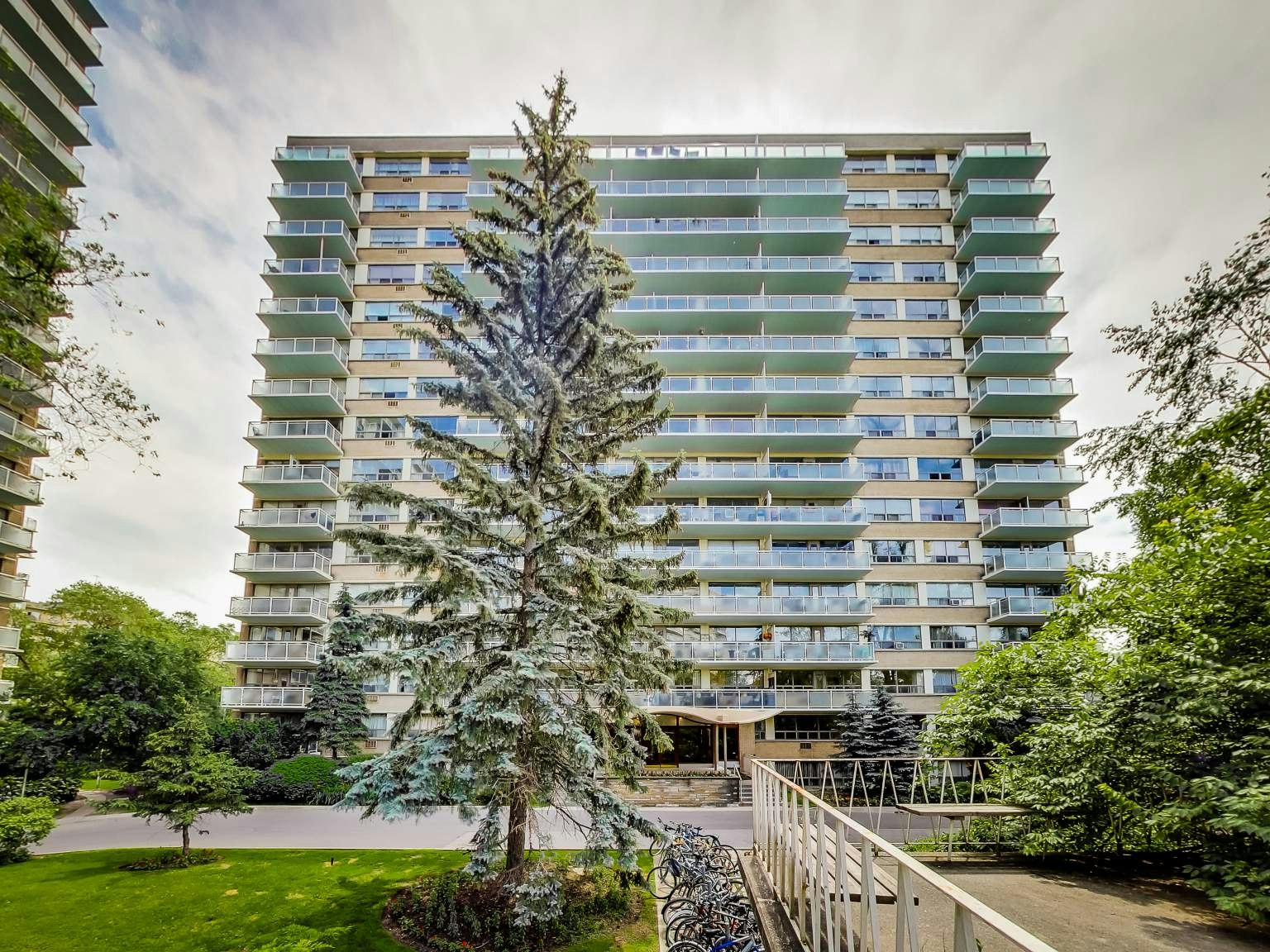0404-23 Lascelles Boulevard, Toronto, ON, M4V 2B9 - 21