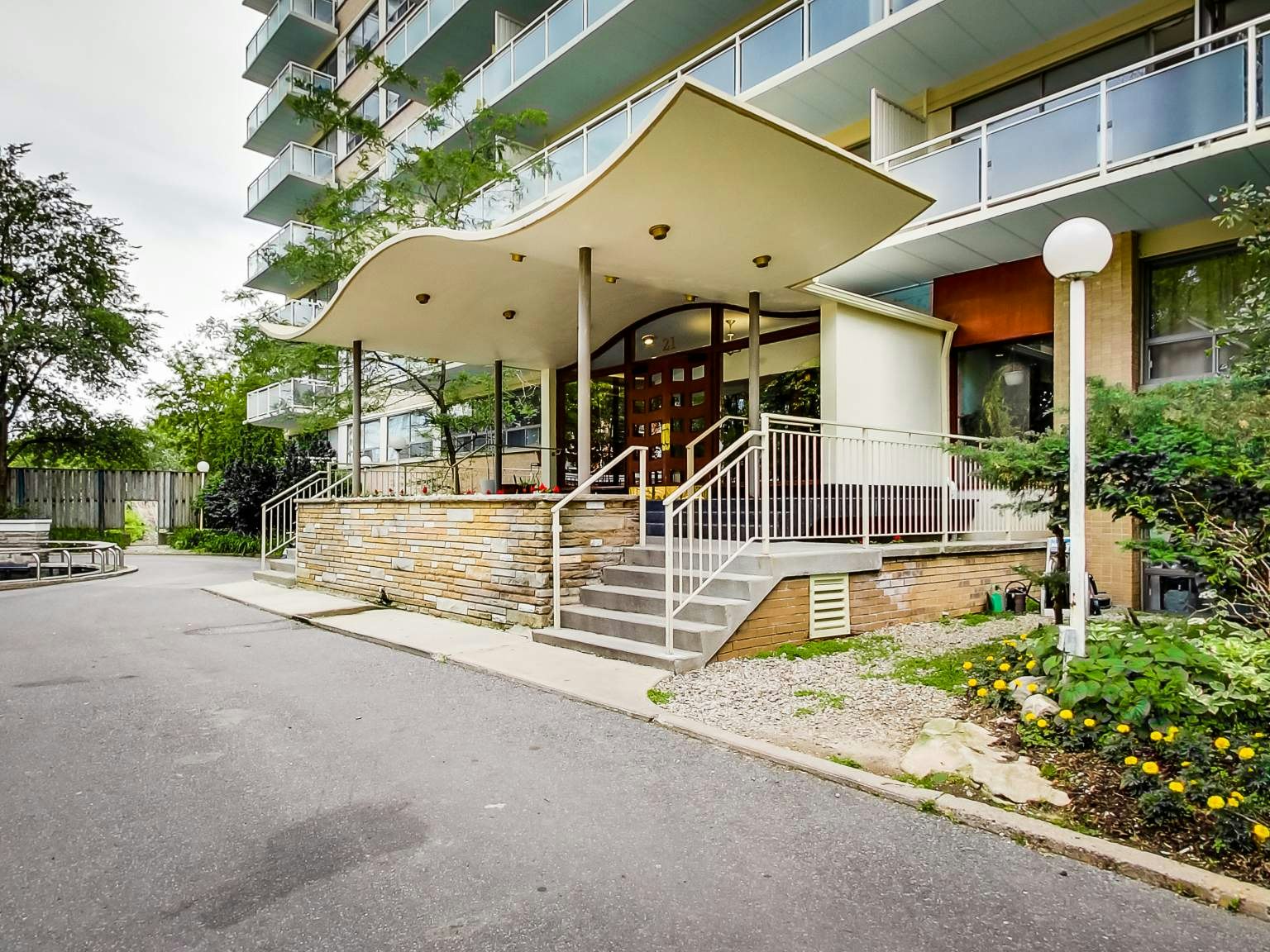 0404-23 Lascelles Boulevard, Toronto, ON, M4V 2B9 - 35