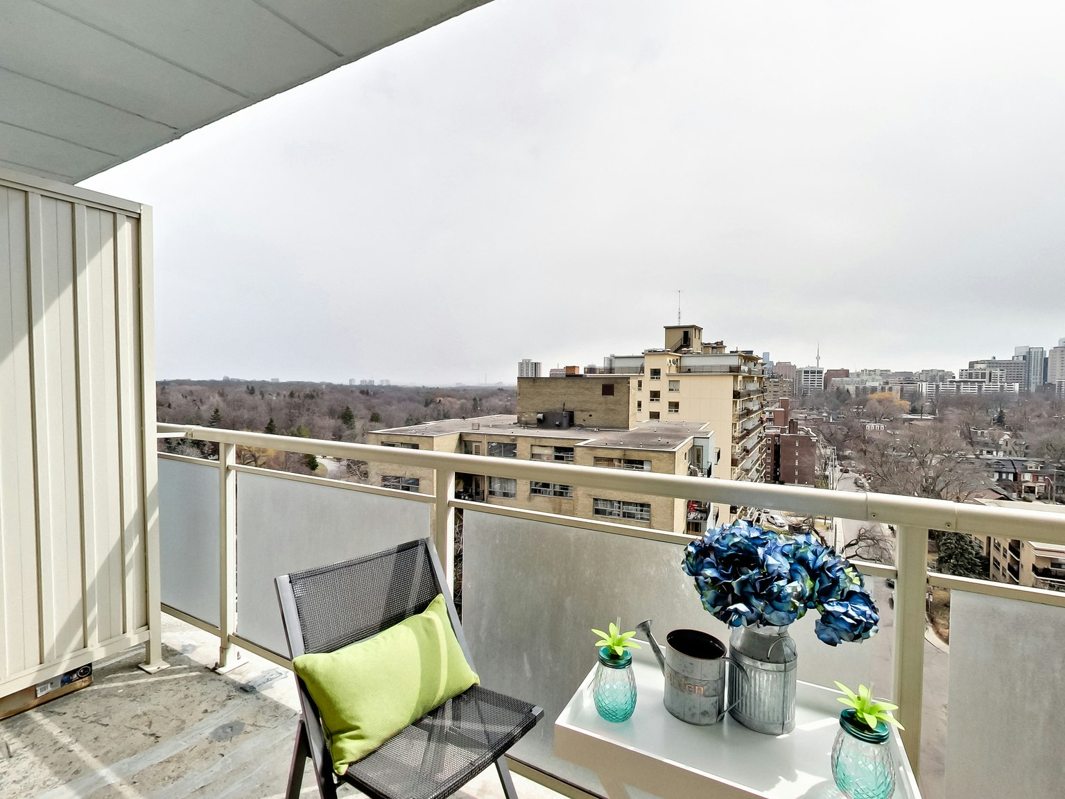 0404-23 Lascelles Boulevard, Toronto, ON, M4V 2B9 - 24