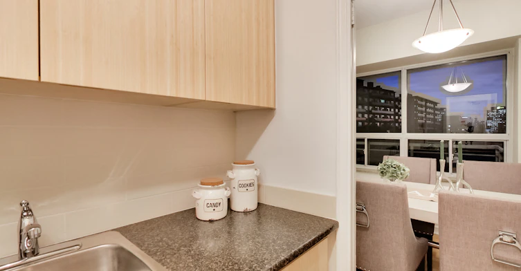 0404-23 Lascelles Boulevard, Toronto, ON, M4V 2B9 - 93