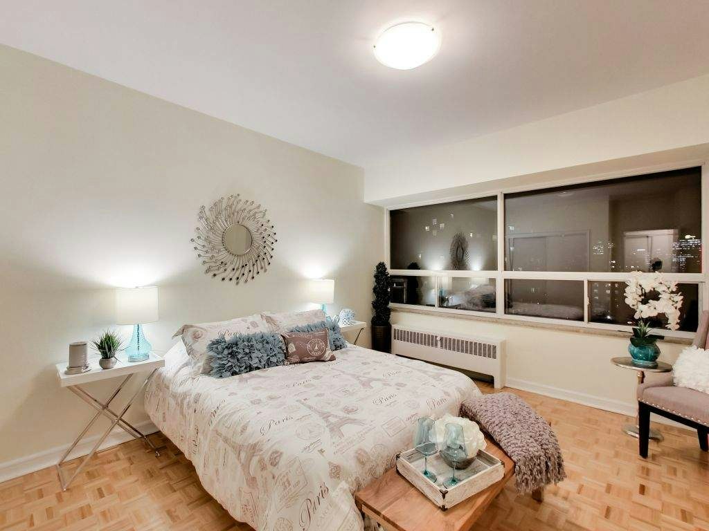 0303-23 Lascelles Boulevard, Toronto, ON, M4V 2B9 - 45