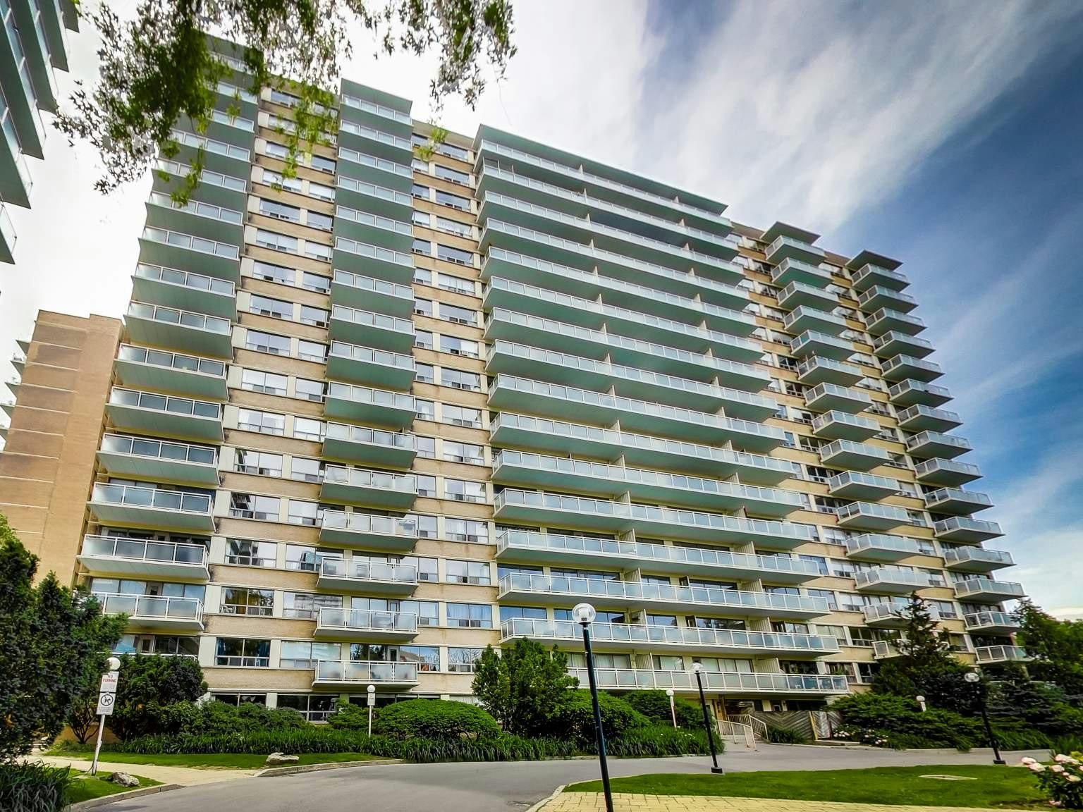 1715-23 Lascelles Boulevard, Toronto, ON, M4V 2B9 - 17